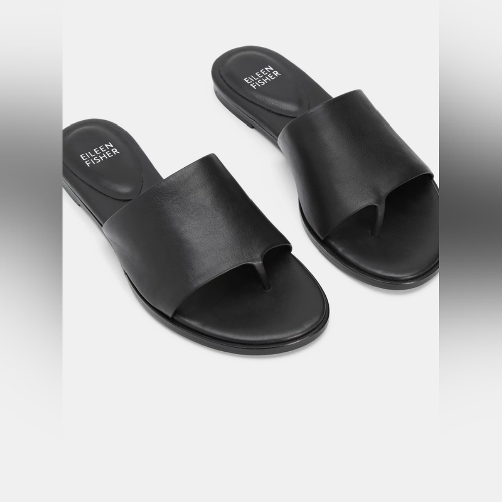 Eileen Fisher - Vero Cucio Edge Washed Leather Slide Sandals | Size 6 | Black